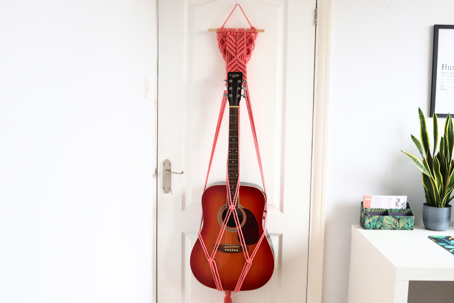 Guitar Hanger - Diamond Pattern